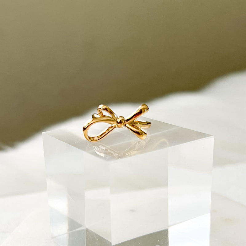 Darling Ribbon Ring