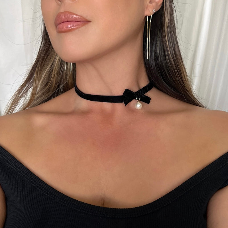 Velvety Bow Tie Choker